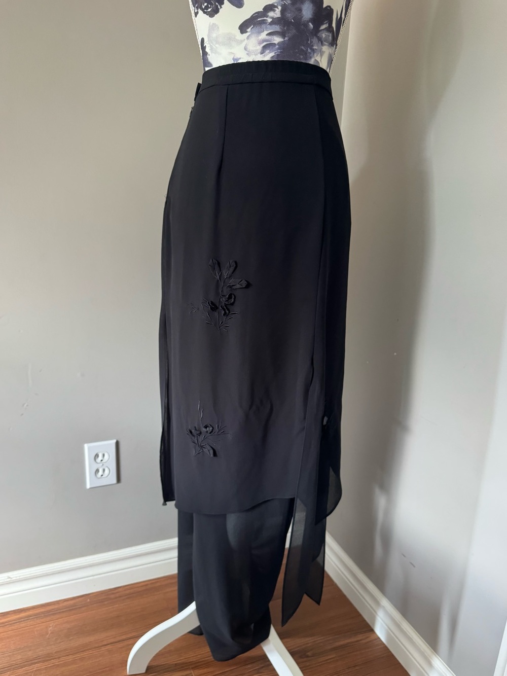 Y2K Jessica Asymmetrical Layered Skirted Wide Leg Trousers Floral Embroidery - Picture 2 of 10